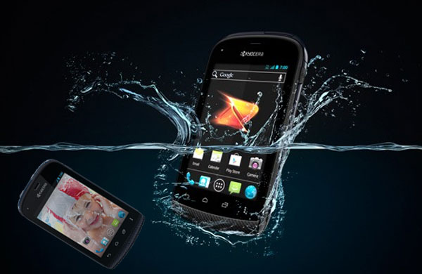 The-New-Waterproof-Kyocera-Hydro-Smartphone