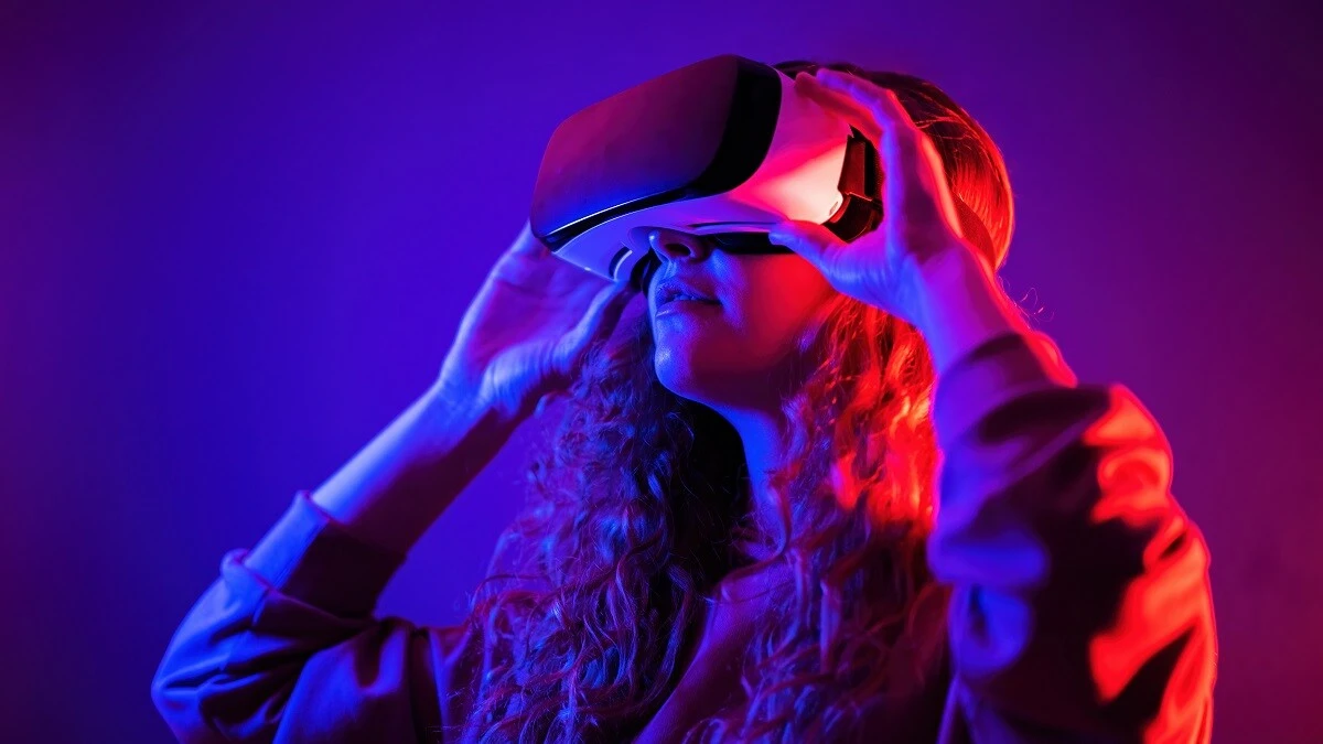 Meta Quest 3 virtual reality glasses