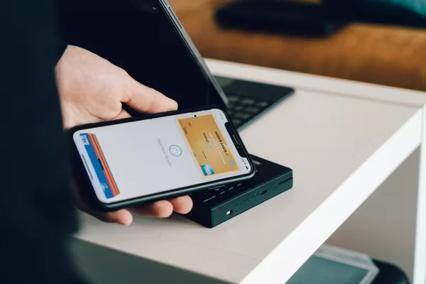 how to use apple pay on amazon