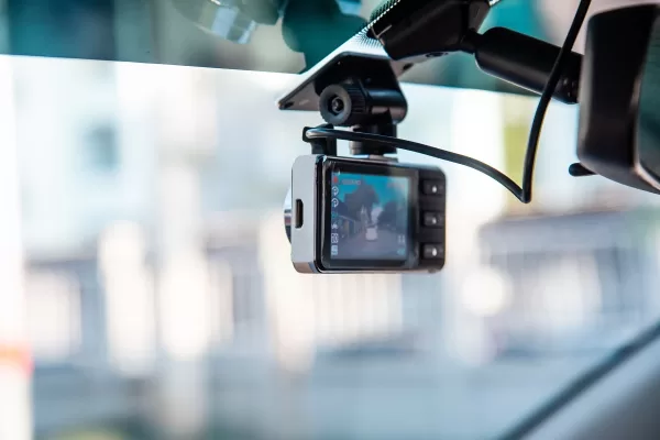Safety Starts with DashCams: Key Advantages for Fleet Managers Dashcams for Fleet Managers